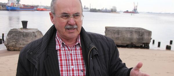 Юрий Мелконов – хранитель истории береговых укреплений Риги Юрий Мелконов – хранитель истории береговых укреплений Риги - Sputnik Литва