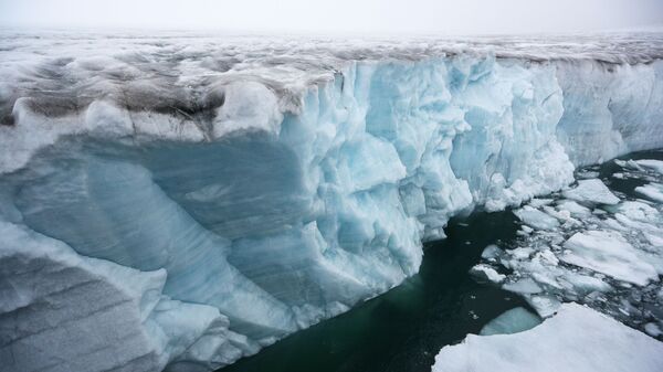 Ледник у острова Чампа архипелага Земля Франца-Иосиф - Sputnik Lietuva