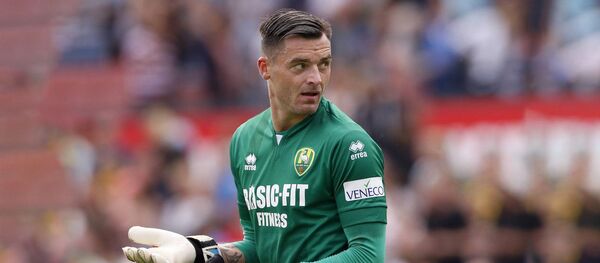 Голкипер сборной Литвы и действующий лучший футболист страны Эрнестас Шеткус - Sputnik Литва