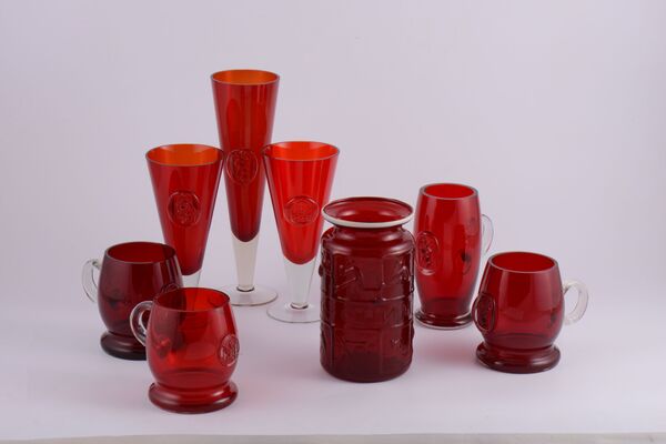 От штор до стопок: какие сувениры делали к Олимпиаде-80 - Sputnik Литва