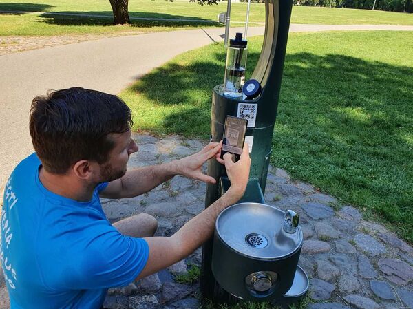 Paskaičiuota, kiek vandens iš gertuvių išgėrė vilniečiai šią vasarą - Sputnik Lietuva