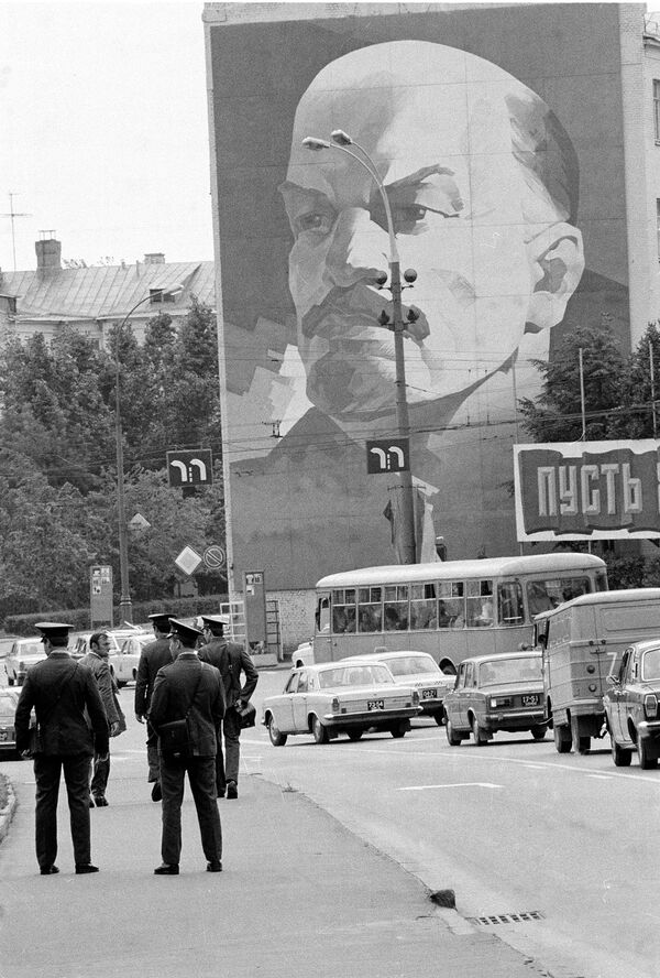 Как цыганские бароны и воры в законе помогли силовикам на Олимпиаде-80 - Sputnik Литва