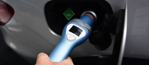 Заправка газообразным водородом на автошоу во Франкфурте - Sputnik Литва