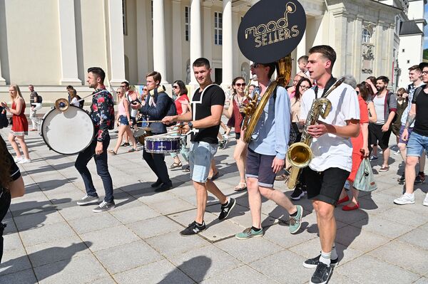 День уличной музыки в Вильнюсе - Sputnik Литва