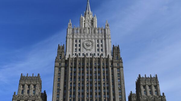 Здание Министерства иностранных дел РФ на Смоленской-Сенной площади в Москве - Sputnik Литва