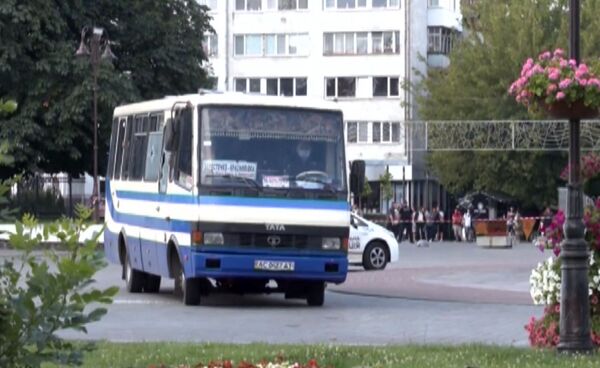 Ukrainos VRM atskleidė išsamią informaciją apie žmonių paėmimą įkaitais Lucke Ukrainos VRM atskleidė išsamią informaciją apie žmonių paėmimą įkaitais Lucke - Sputnik Lietuva