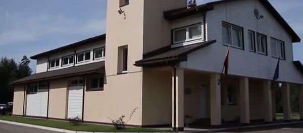 Kaip Pavoverės užkarda saugo sienos su Baltarusija ruožą — video Kaip Pavoverės užkarda saugo sienos su Baltarusija ruožą — video - Sputnik Lietuva