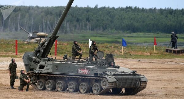 Очень необычный Тюльпан: чем уникален российский самоходный миномет Очень необычный Тюльпан: чем уникален российский самоходный миномет - Sputnik Литва