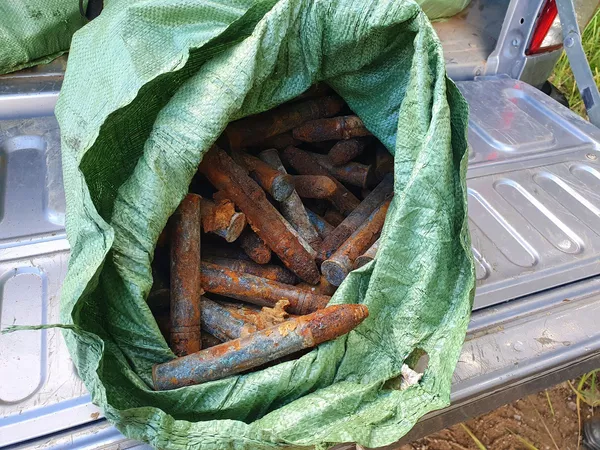 Radviliškio rajone rasta apie 2,7 tūkst. aplinkiniams pavojingų artilerijos sviedinių Radviliškio rajone rasta apie 2,7 tūkst. aplinkiniams pavojingų artilerijos sviedinių - Sputnik Lietuva