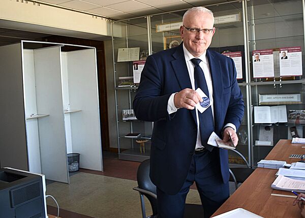 Два бронзовых Йонаса на ОИ-80: Нармонтас и Пинскус в составе сборной СССР - Sputnik Литва