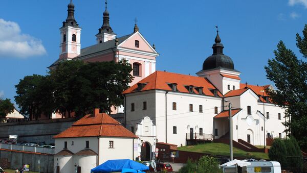 Вид на Камальдульский монастырь в Вигры, Сувалки, Польша - Sputnik Lietuva