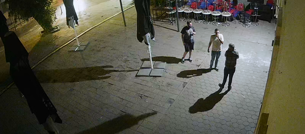 Неизвестные надругались над государственным флагом - Sputnik Литва