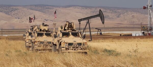 Konfliktas Sirijoje: JAV sako, kad Rusijos rankos suteptos krauju Konfliktas Sirijoje: JAV sako, kad Rusijos rankos suteptos krauju - Sputnik Lietuva