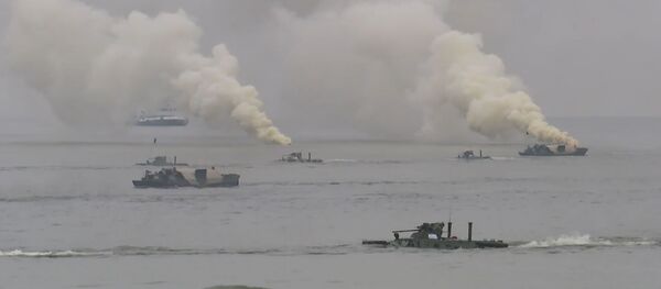 Российские военные высадились на балтийское побережье и пробили оборону врага. Сигнал НАТО? Российские военные высадились на балтийское побережье и пробили оборону врага. Сигнал НАТО? - Sputnik Lietuva