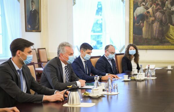 Президент Литвы призвал раскрыть данные о госзакупках, связанных с COVID-19 Президент Литвы призвал раскрыть данные о госзакупках, связанных с COVID-19 - Sputnik Литва