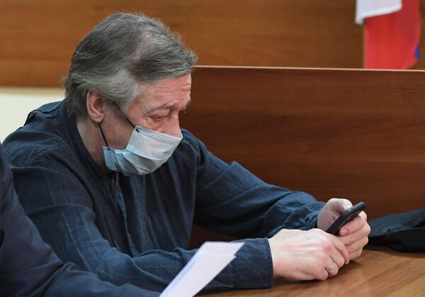 Актер Ефремов не признал в суде свою вину в смертельном ДТП - Sputnik Литва