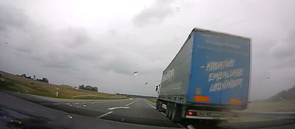 Полиция задержала пьяного водителя фуры - Sputnik Литва