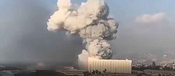 Sprogimas Beirute: kaip tai vyko tragedijos liudininkų akimis Sprogimas Beirute: kaip tai vyko tragedijos liudininkų akimis - Sputnik Lietuva