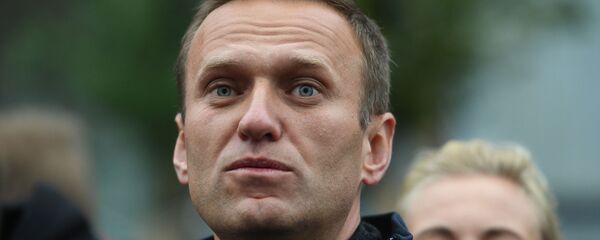 Блогер Алексей Навальный (включен в реестр причастных к терроризму и экстремизму), архивное фото - Sputnik Литва