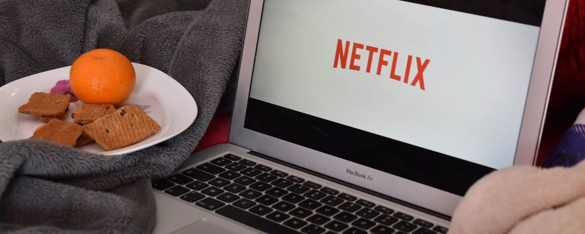 Заставка Netflix на экране компьютера - Sputnik Lietuva, 1920, 01.03.2022