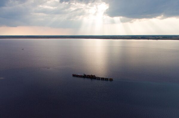 Соленое озеро Бурлинское в Славгородском районе Алтайского края - Sputnik Литва