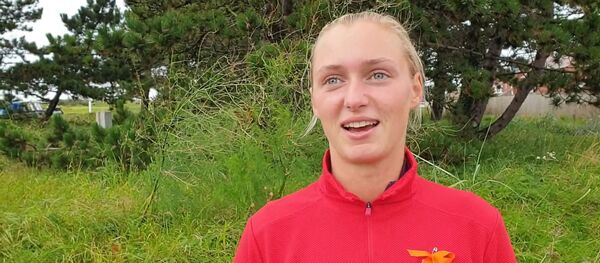 Гольфистка Старкуте на ЧМ дошла до четвертьфинала - Sputnik Литва