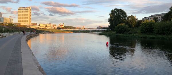 Вид на реку Нерис в Вильнюсе Вид на реку Нерис в Вильнюсе - Sputnik Литва