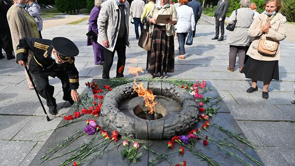 Акция поминовения павших во второй мировой войне в Вильнюсе - Sputnik Литва