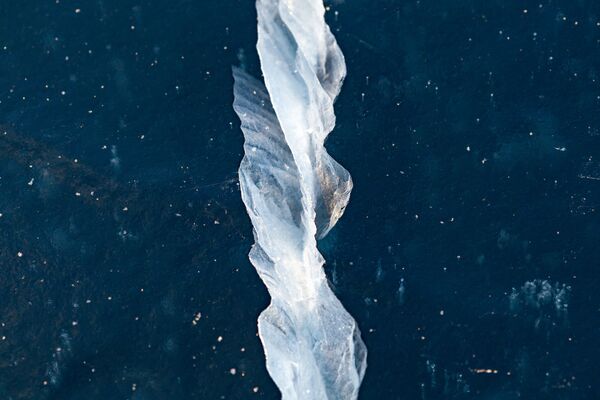 Покрытое льдом озеро Байкал - Sputnik Lietuva