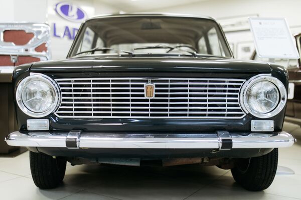 Prisijaukinti italą: kodėl kapeika tapo geriausiu TSRS automobiliu Prisijaukinti italą: kodėl kapeika tapo geriausiu TSRS automobiliu - Sputnik Lietuva