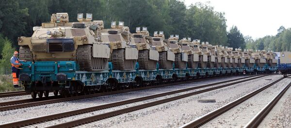 В Литву прибыла тяжелая военная техника второй бригады Сухопутных войск США - Sputnik Литва