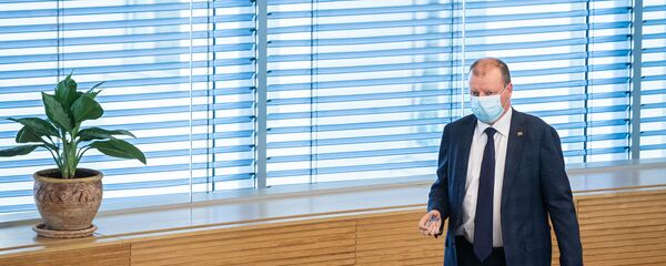 Премьер-министр Литвы Саулюс Сквернялис - Sputnik Литва