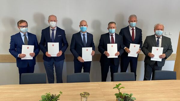 Руководители пяти основных больниц страны подписали соглашение о сотрудничестве - Sputnik Lietuva
