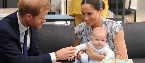 Megan Markl ir princas Haris su sūnumi Megan Markl ir princas Haris su sūnumi - Sputnik Lietuva