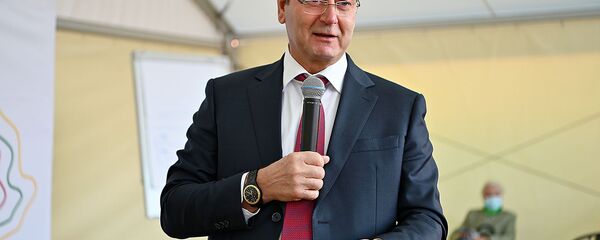 Лидер Партии труда Виктор Успасских на встрече с избирателями - Sputnik Литва