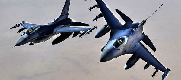 JAV naikintuvai F-16 JAV naikintuvai F-16 - Sputnik Lietuva