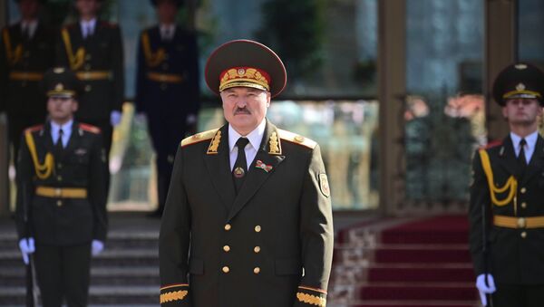 Президент Белоруссии Александр Лукашенко после завершения церемонии инаугурации в Минске - Sputnik Lietuva