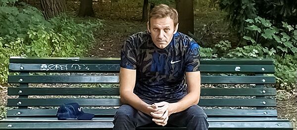 Алексей Навальный в Берлине Алексей Навальный в Берлине - Sputnik Литва