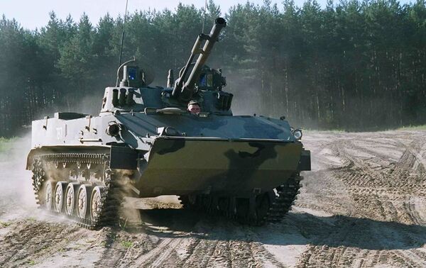 Aliuminio tankas: tai, ką Rusijos desantininkai pirmą kartą išbandė danguje Aliuminio tankas: tai, ką Rusijos desantininkai pirmą kartą išbandė danguje - Sputnik Lietuva