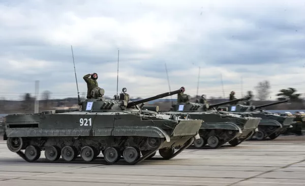 Aliuminio tankas: tai, ką Rusijos desantininkai pirmą kartą išbandė danguje Aliuminio tankas: tai, ką Rusijos desantininkai pirmą kartą išbandė danguje - Sputnik Lietuva