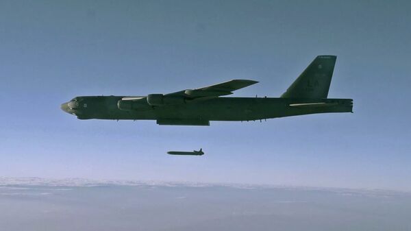 JAV Karinių oro pajėgų bombonešid B-52H Stratofortress  - Sputnik Lietuva