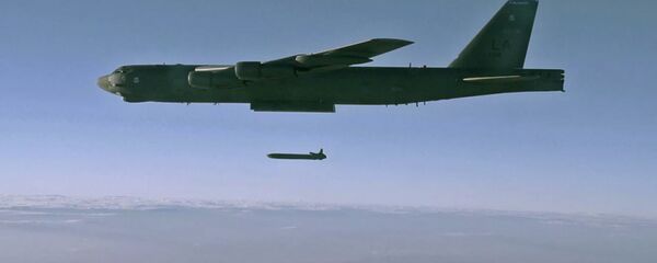JAV bombonešis B-52H JAV bombonešis B-52H - Sputnik Lietuva