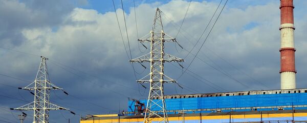 Линии электропередач и электростанция - Sputnik Литва