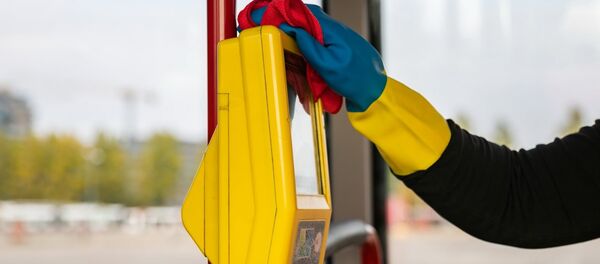 Дезинфекция общественного транспорта Дезинфекция общественного транспорта - Sputnik Lietuva