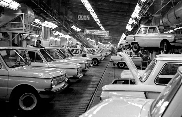 Aš sakiau, kuprotas! Kaip Zaporožietis pakeitė sovietų automobilių pramonę Aš sakiau, kuprotas! Kaip Zaporožietis pakeitė sovietų automobilių pramonę - Sputnik Lietuva