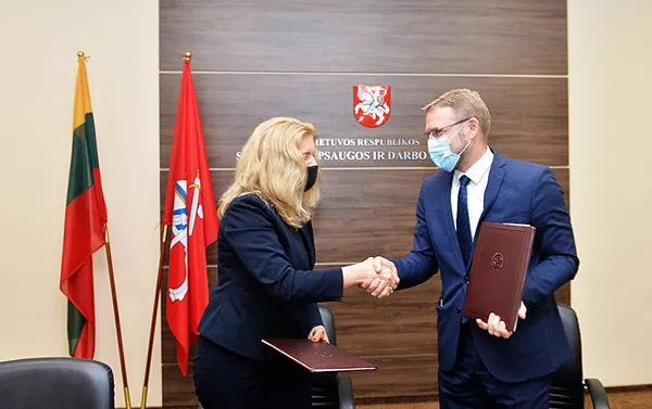 Pabėgėliai iš Baltarusijos gaus daugiau galimybių įgyti nemokamą aukštąjį mokslą Lietuvoje Pabėgėliai iš Baltarusijos gaus daugiau galimybių įgyti nemokamą aukštąjį mokslą Lietuvoje - Sputnik Lietuva