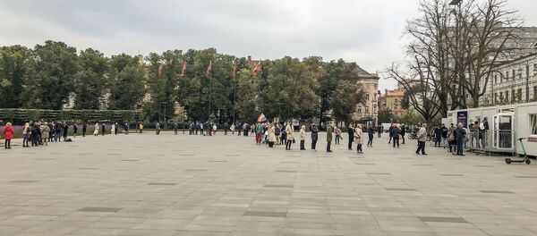 Очередь на голосование в Вильнюсе Очередь на голосование в Вильнюсе - Sputnik Lietuva