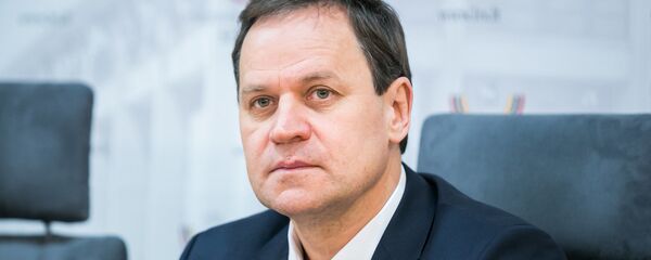 Лидер партии Избирательная акция поляков Литвы - Союз христианских семей (ИАПЛ-СХС) Вальдемар Томашевский - Sputnik Литва