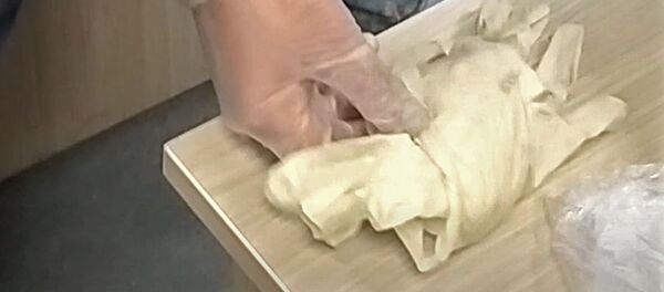 Klaipėdos pareigūnai sulaikė vyrą, įtariamą platinusį narkotikus — video Klaipėdos pareigūnai sulaikė vyrą, įtariamą platinusį narkotikus — video - Sputnik Lietuva