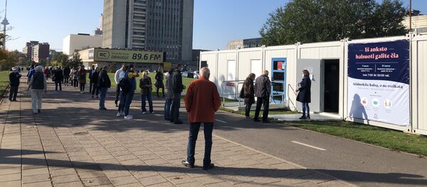 Мобильный пункт для голосования на выборах в Сейм Литвы - Sputnik Литва